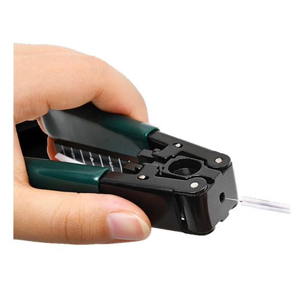 How many fiber optic cables should be inserted into the fiber optic box 